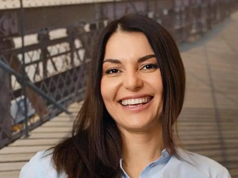 Dr. Valeriia Kratochwill – Unternehmensberatung, CBDO, steuerexperten.at Wien